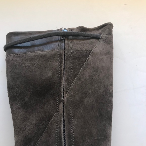 Teva Brown Suede Boots - Picture 9 of 13